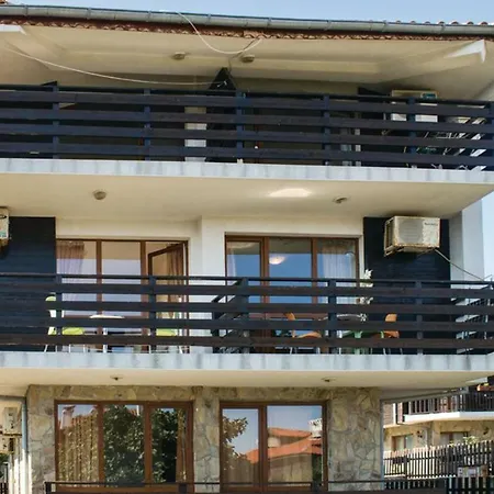 Nice Two Bedroom In Appartement