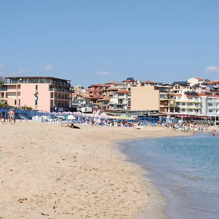 Appartement Nice Two Bedroom In Sozopol